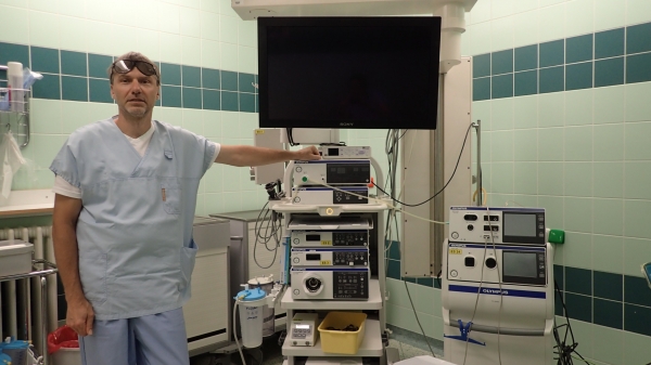 Na pražské klinice U Apolináře operují dělohy 3D laparoskopem
